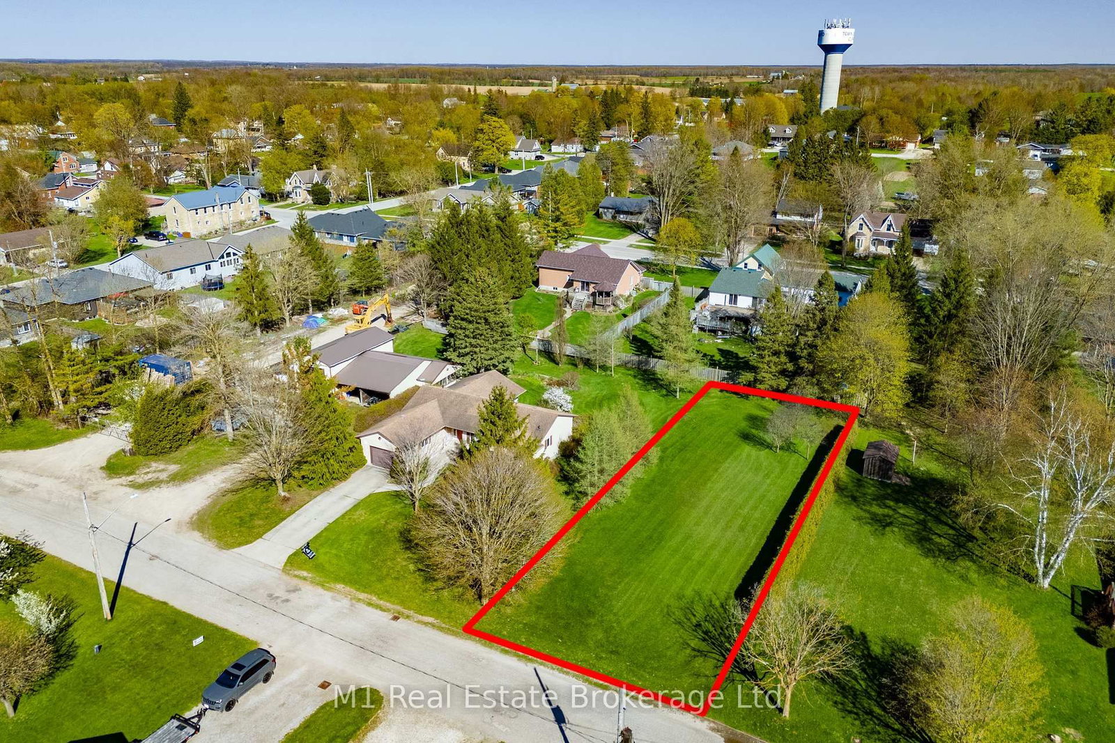 33 Geddes Street W • Minto, ON photo 3
