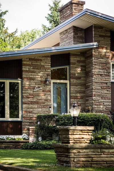 7 Glenayr Place • St. Catharines, ON photo 2