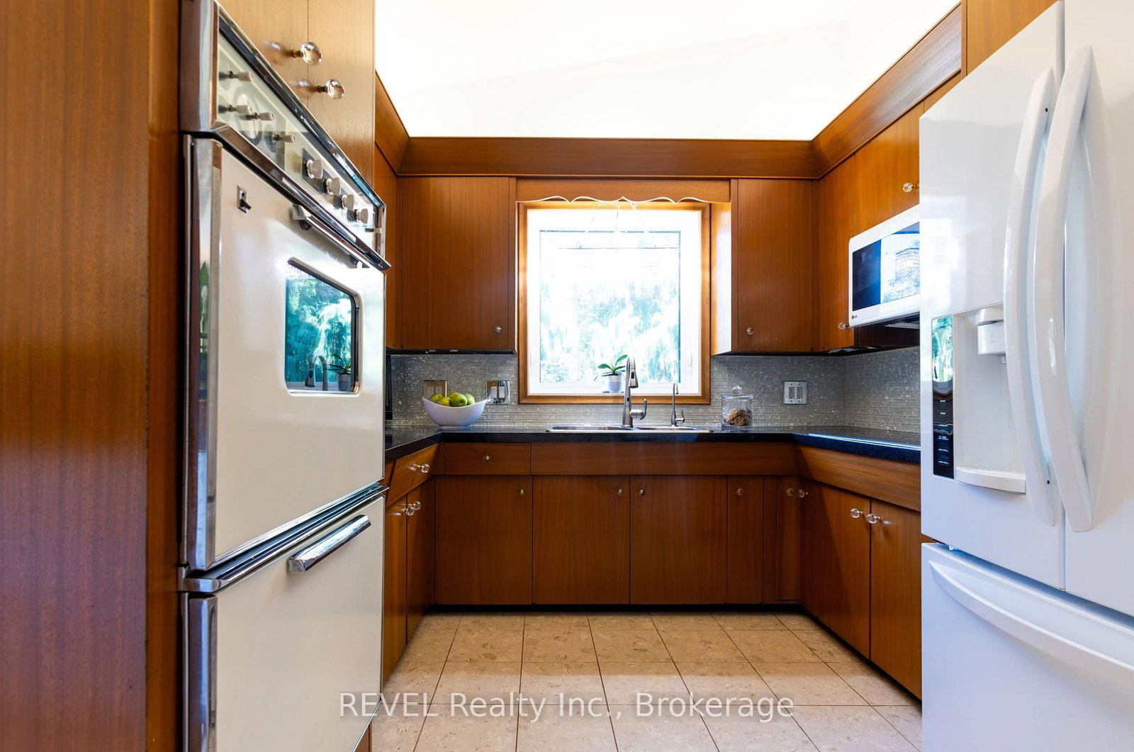 7 Glenayr Place • St. Catharines, ON photo 20