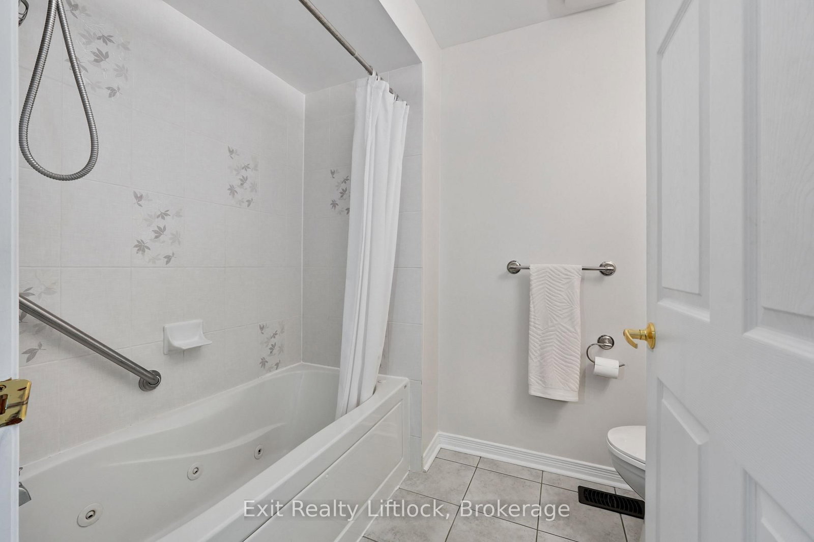 629 Tully Crescent • Peterborough, ON photo 25