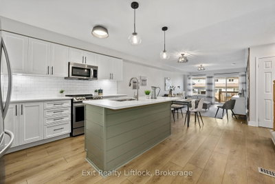 629 Tully Crescent • Peterborough, ON photo 5