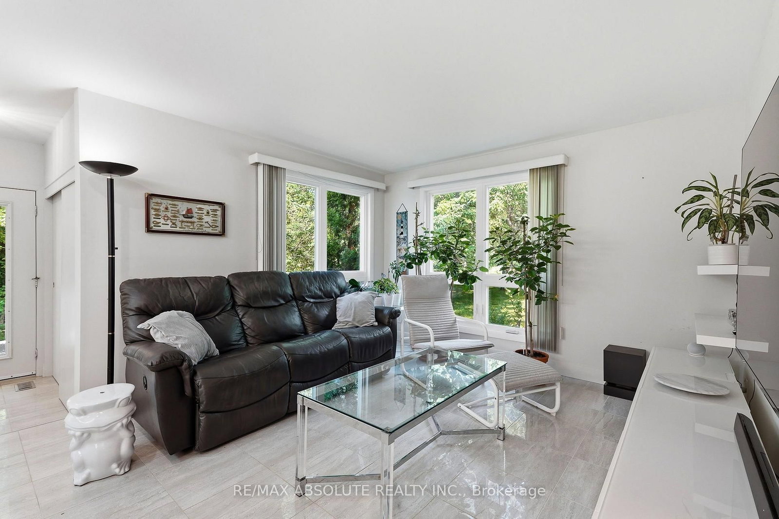 1645 Royal Orchard Drive • Ottawa, ON photo 12