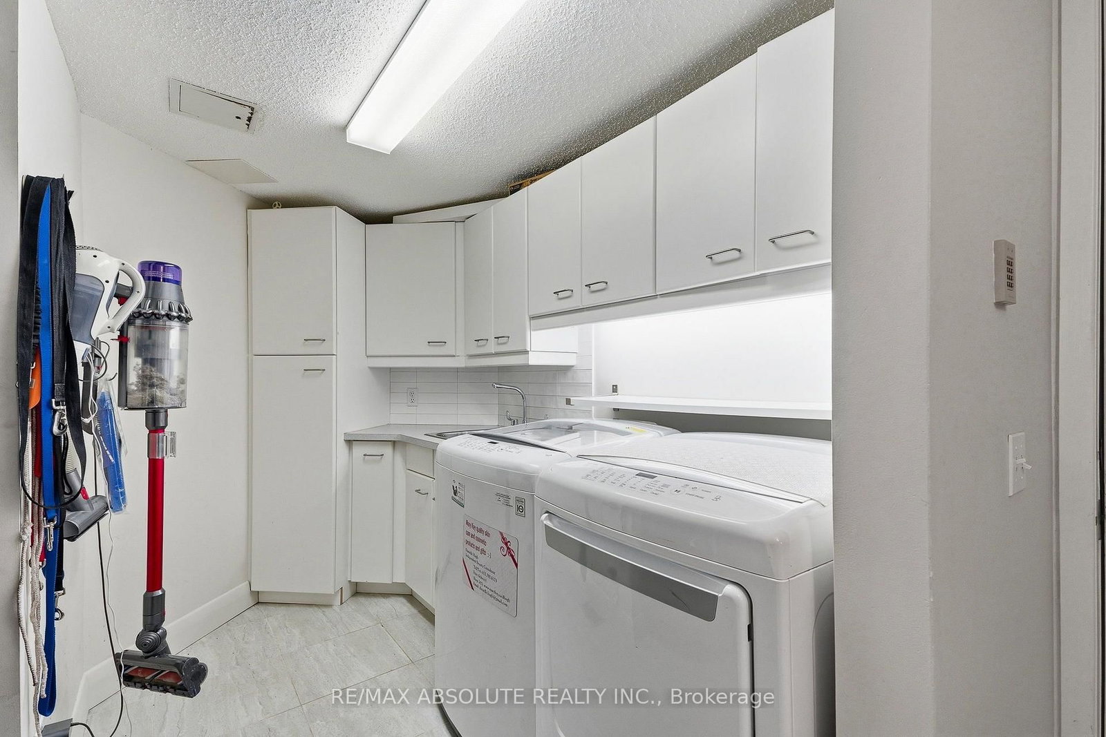 1645 Royal Orchard Drive • Ottawa, ON photo 23