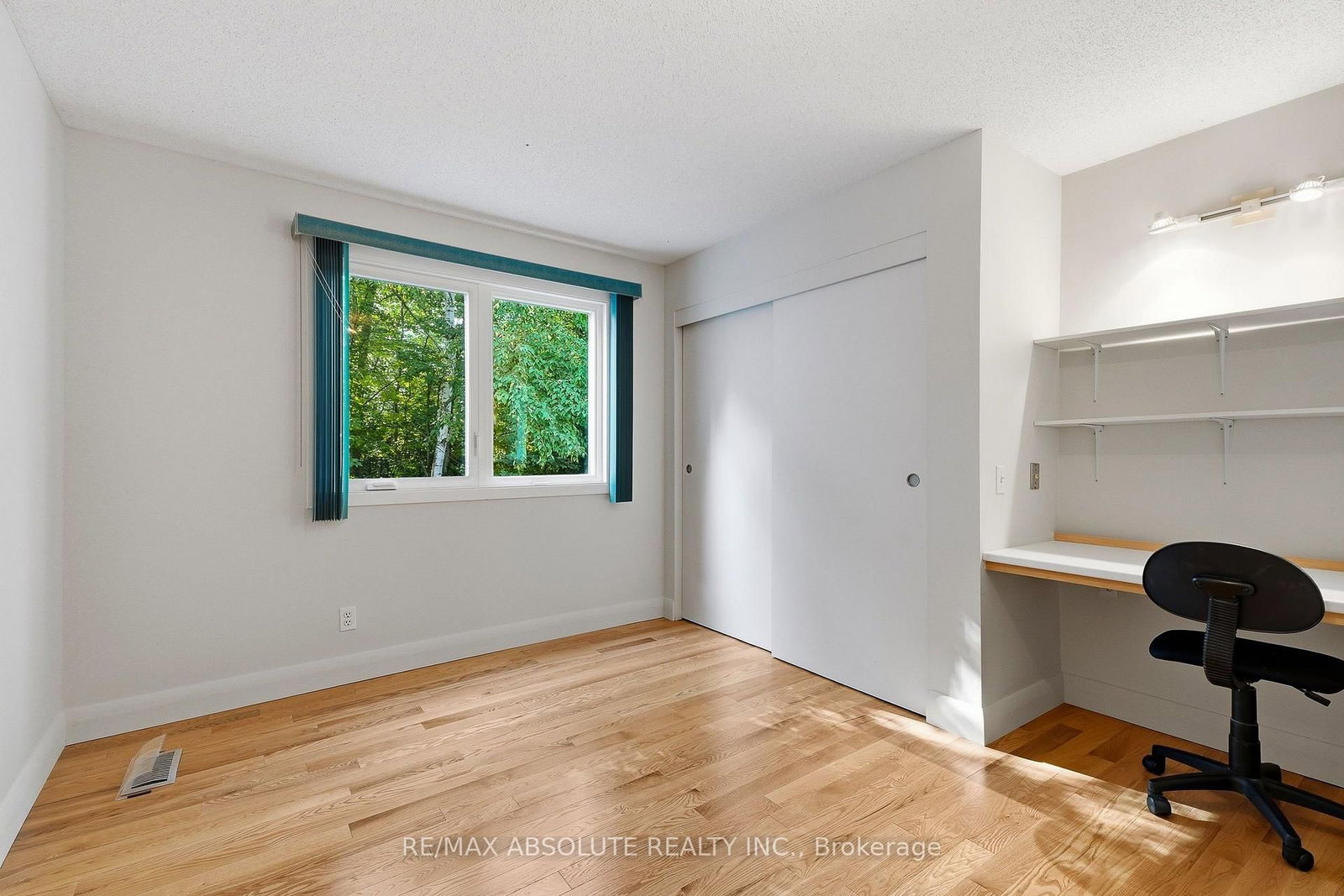 1645 Royal Orchard Drive • Ottawa, ON photo 30