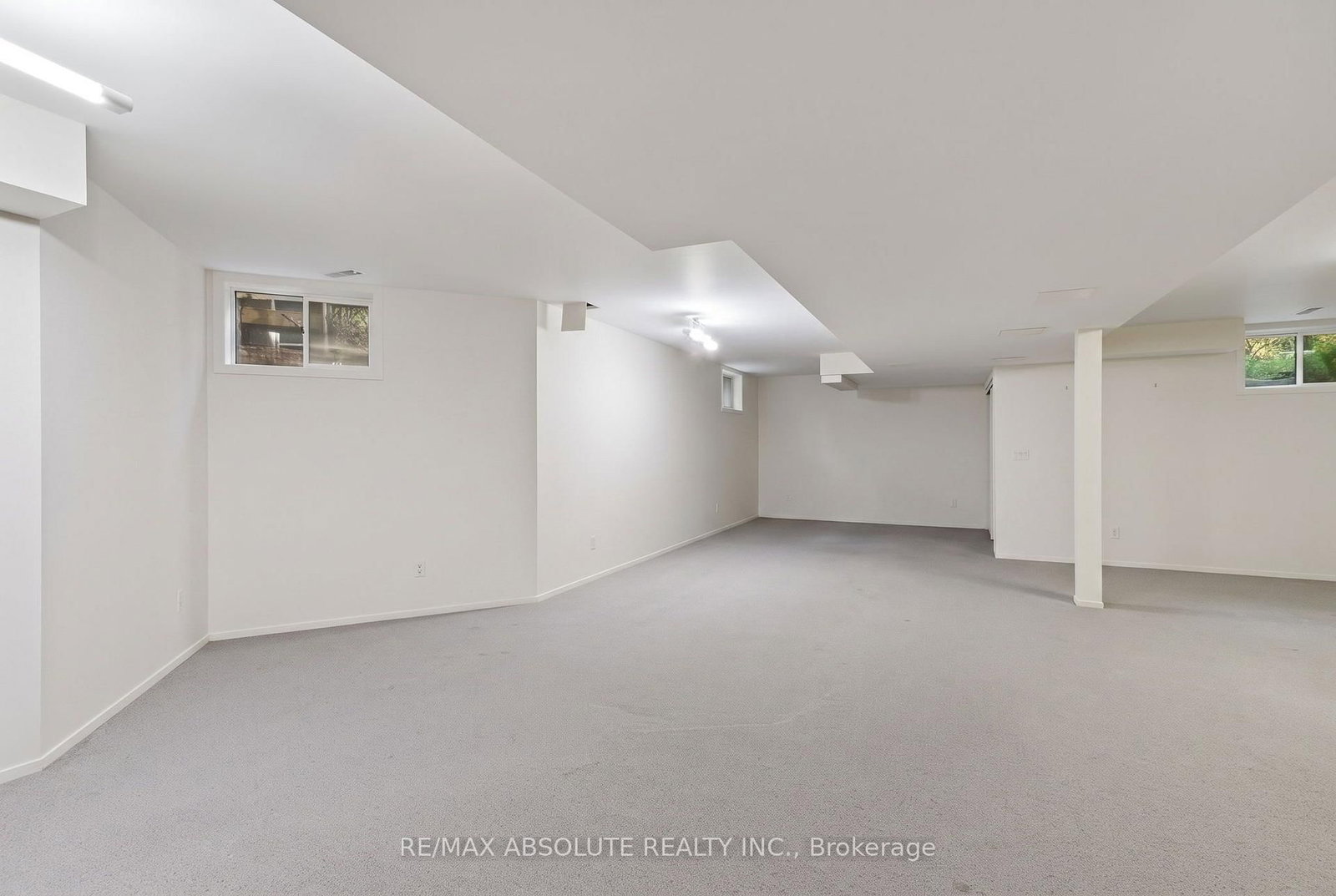 1645 Royal Orchard Drive • Ottawa, ON photo 35