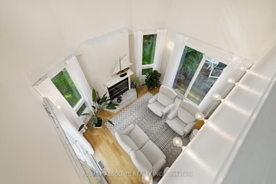 1645 Royal Orchard Drive • Ottawa, ON photo 8