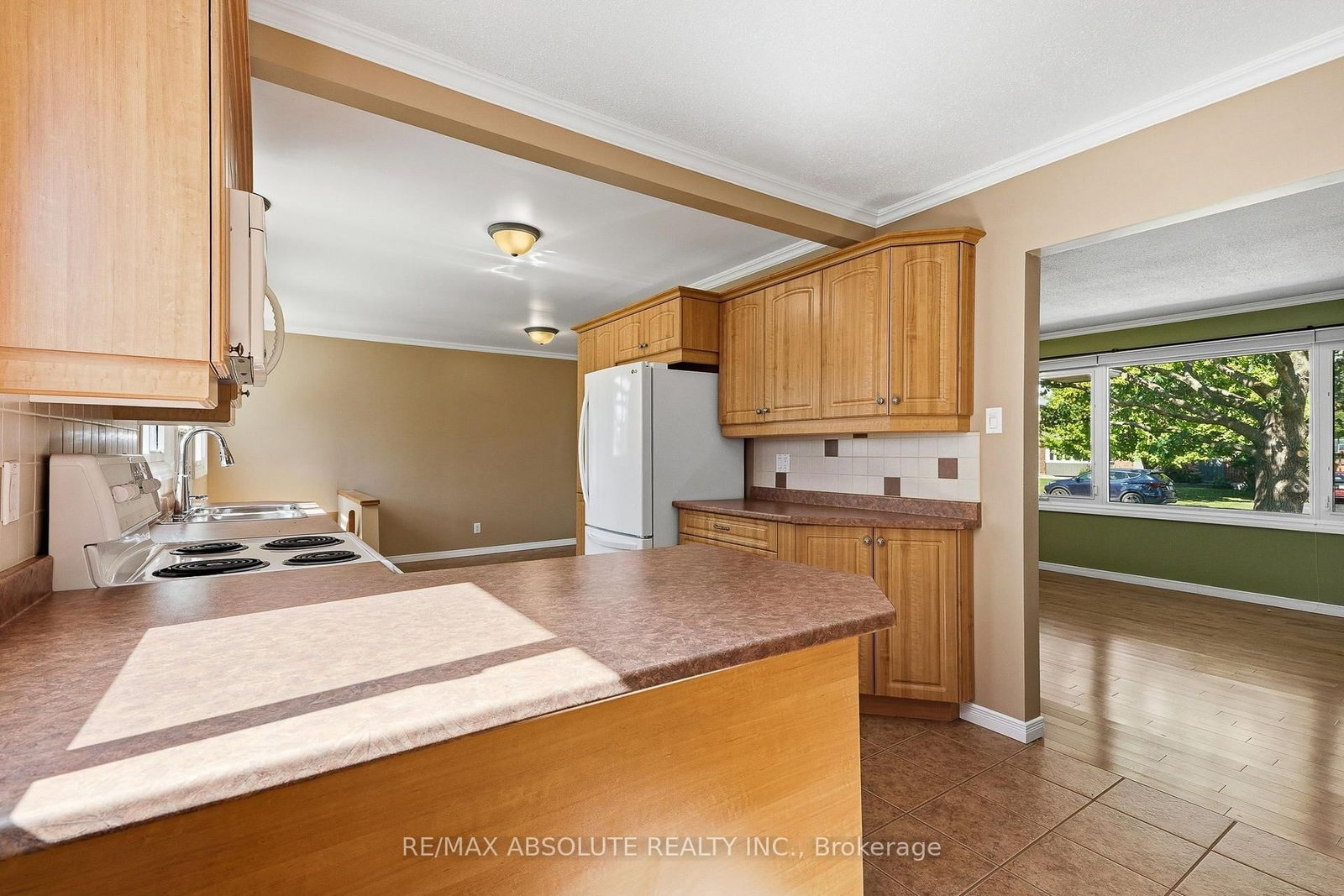346 Galloway Drive • Orleans, ON photo 10
