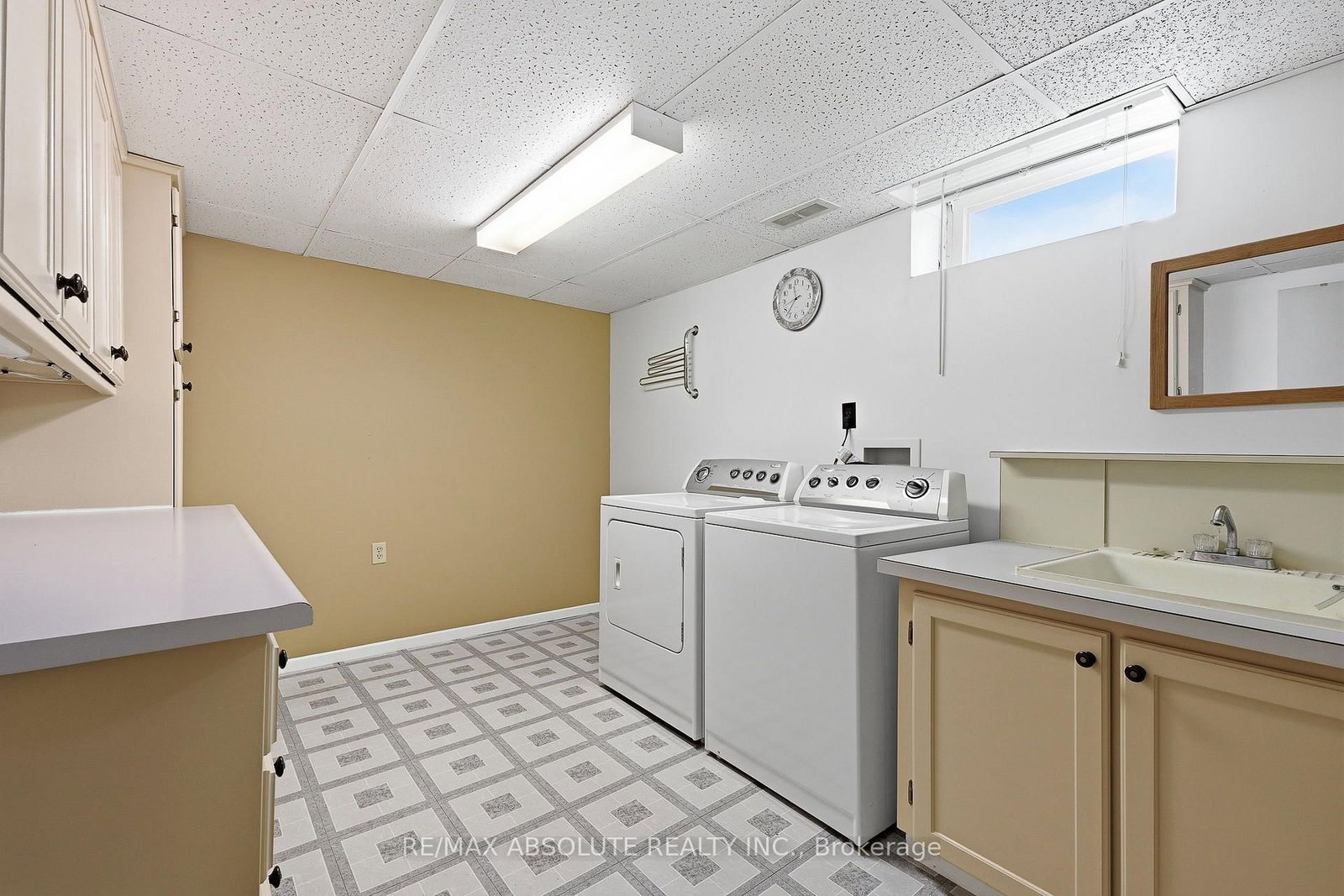 346 Galloway Drive • Orleans, ON photo 27