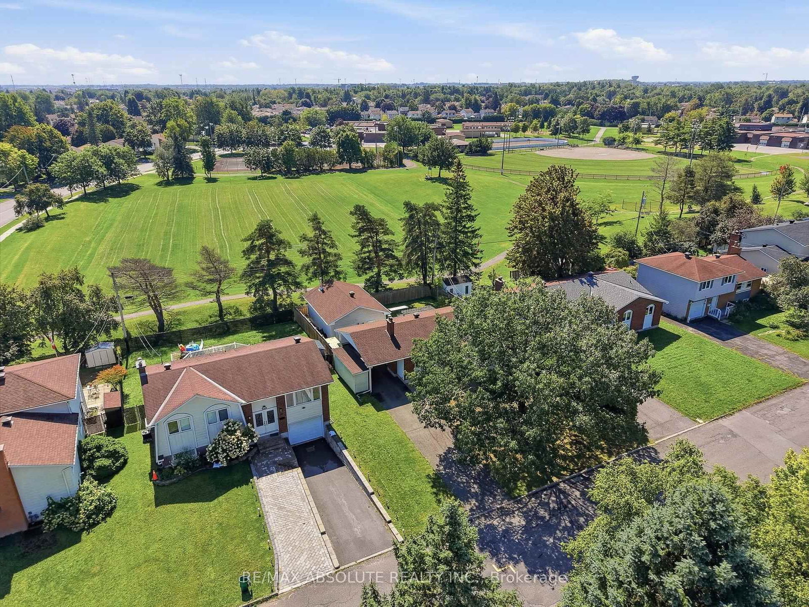 346 Galloway Drive • Orleans, ON photo 34