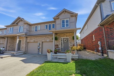 Townhouse for sale at 136 Acacia Road, Pelham, Ontario, L0S 1E6 - Fonthill - MLS: X13751878