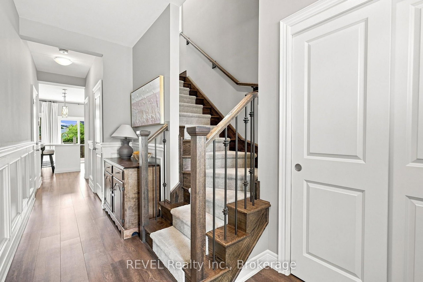 136 Acacia Road • Pelham, ON photo 3