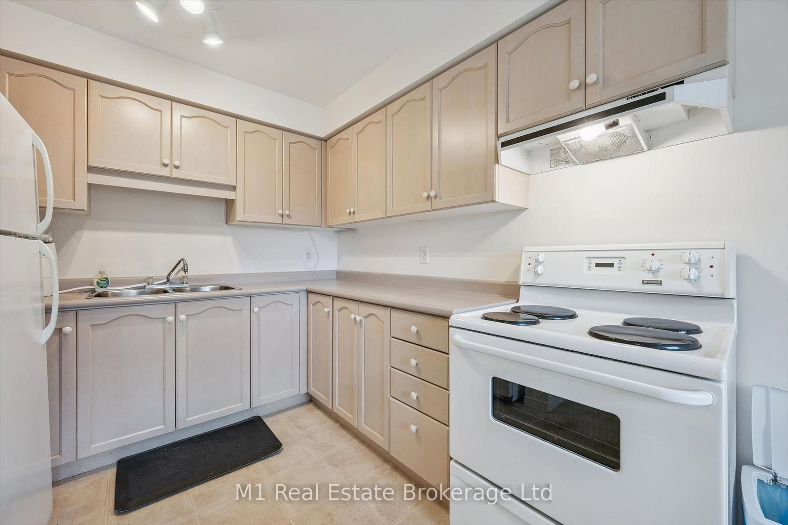 426 Grange Road • #55 • Guelph, ON photo 10