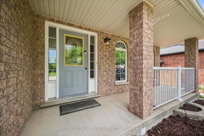 99 Westcliff Way • Cambridge, ON photo 3