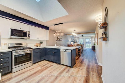 12 BROCK Street • Guelph, ON photo 2