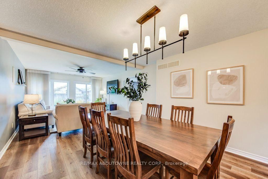 12 BROCK Street • Guelph, ON photo 5