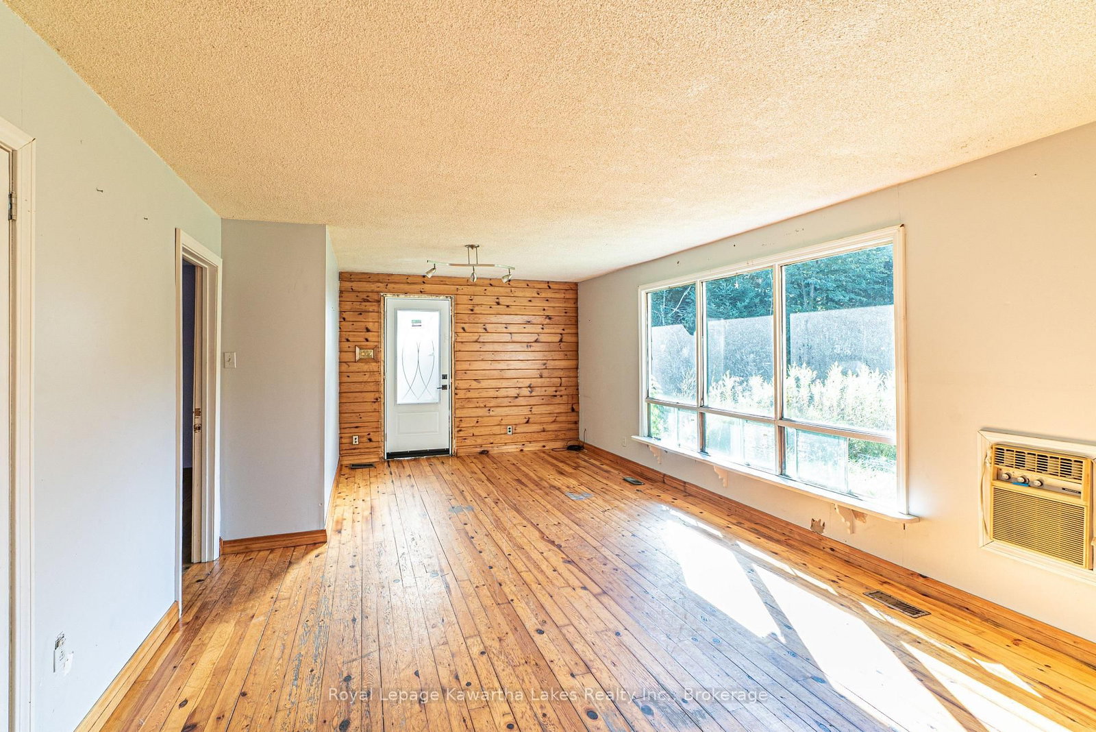 244 Dutch Line Road W • Trent Lakes, ON photo 10