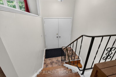 920 SAFARI Drive • Kingston, ON photo 5