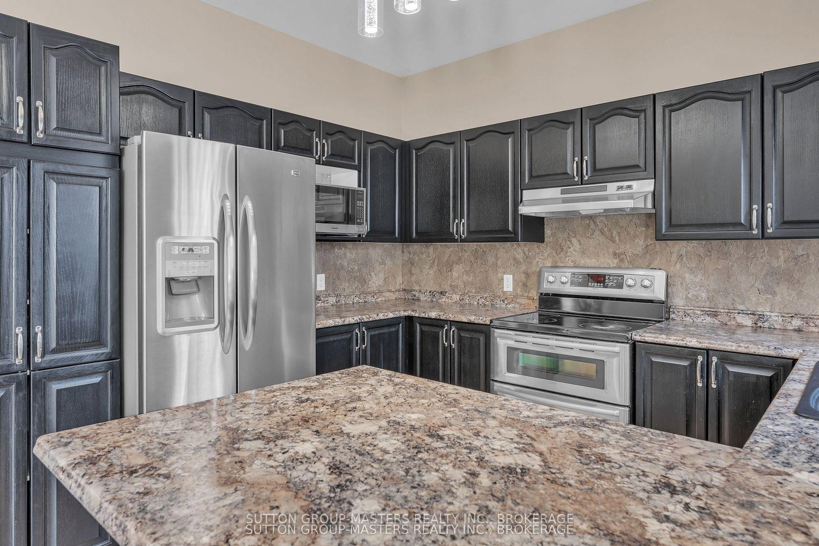384 Emerald Street • Kingston, ON photo 14