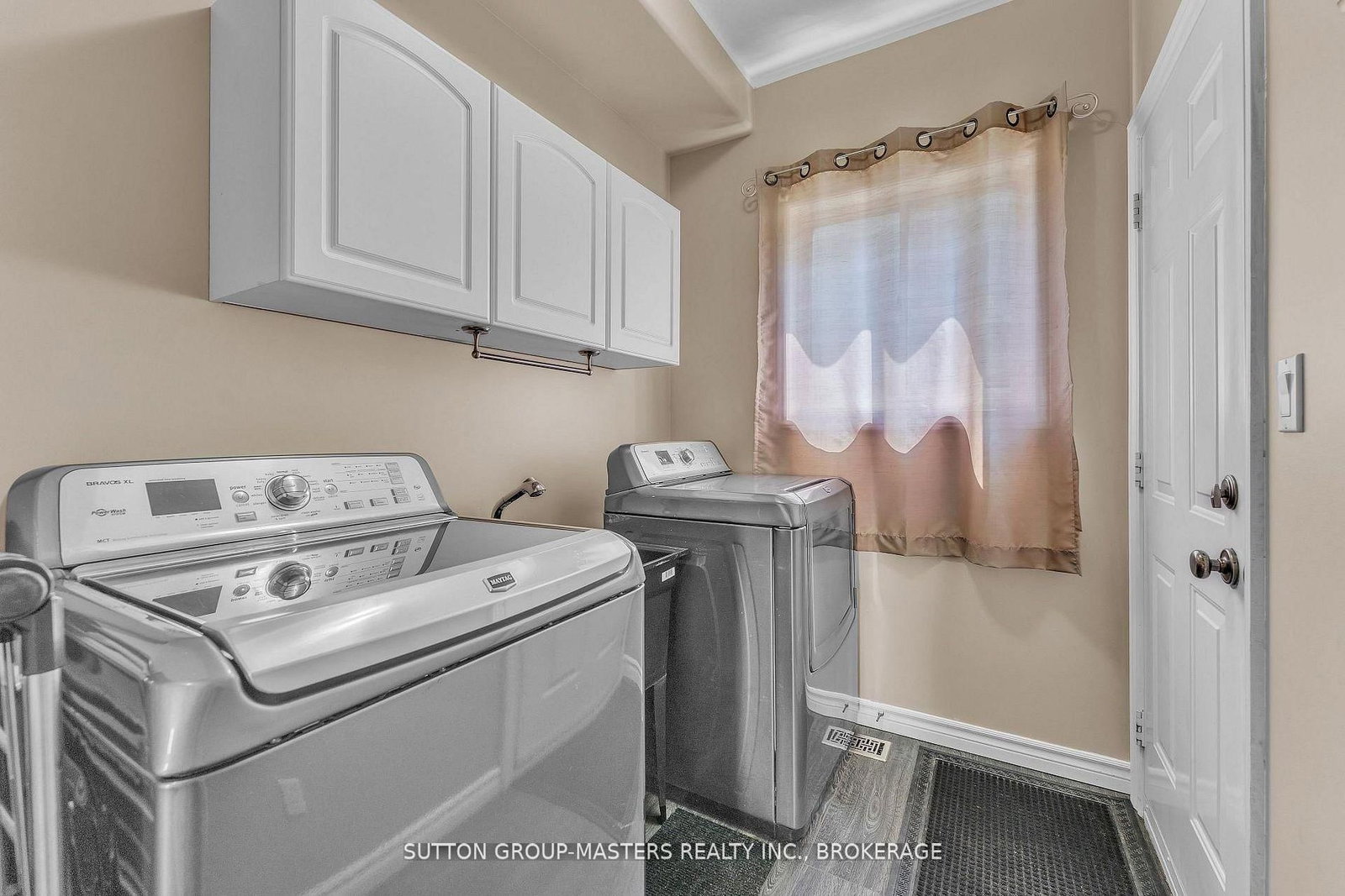 384 Emerald Street • Kingston, ON photo 18