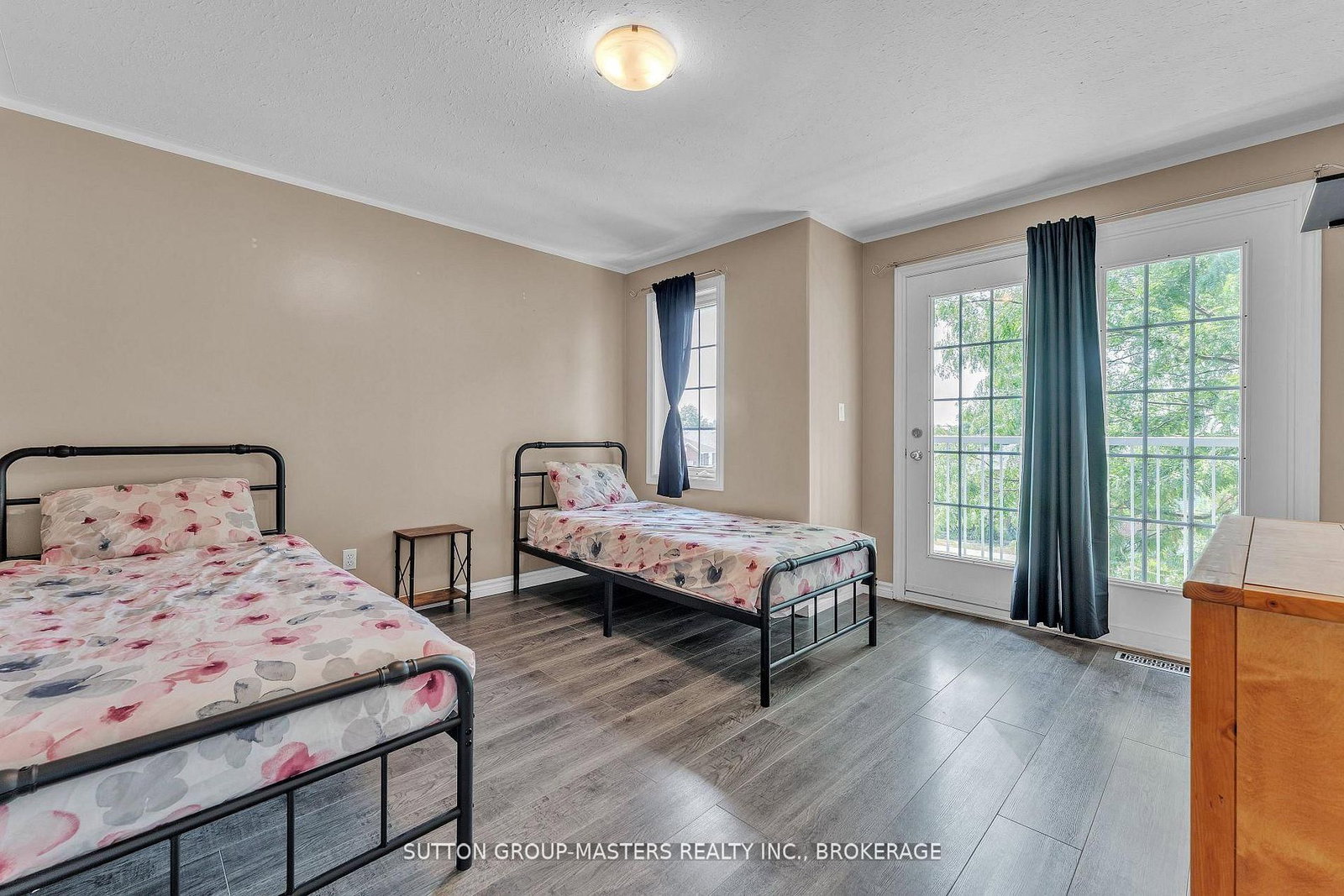 384 Emerald Street • Kingston, ON photo 29