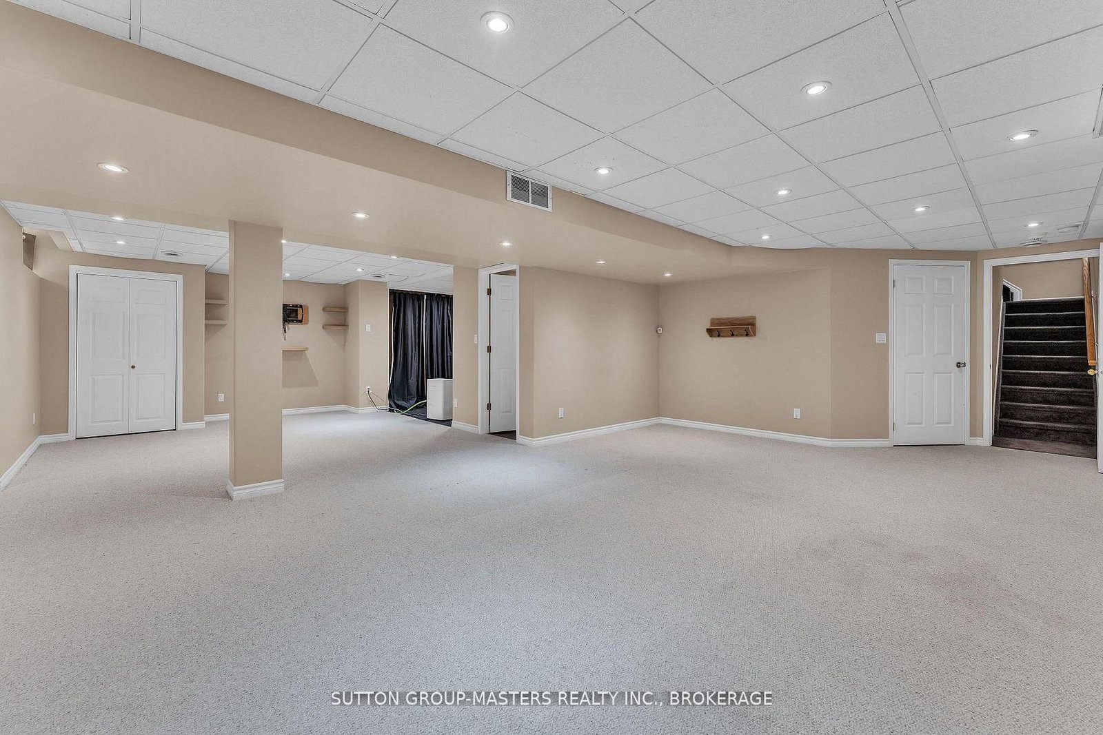 384 Emerald Street • Kingston, ON photo 30