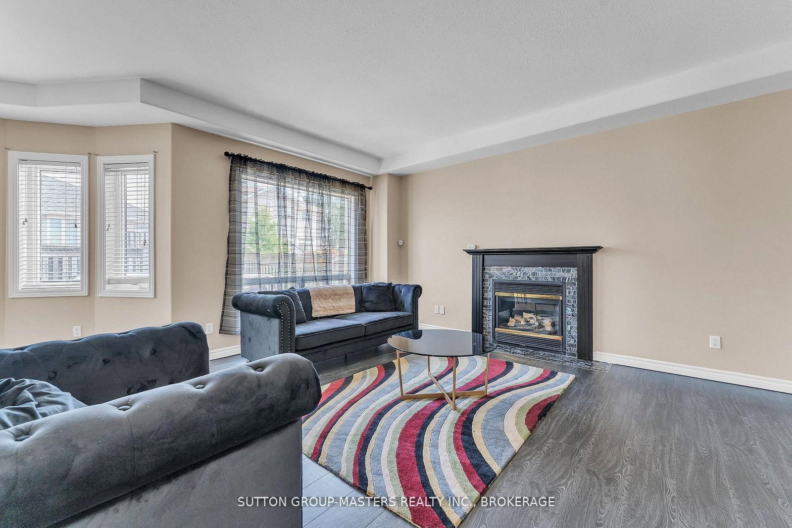 384 Emerald Street • Kingston, ON photo 9
