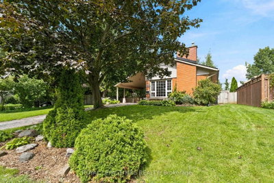 45 Woodcroft Crescent • Welland, ON photo 2