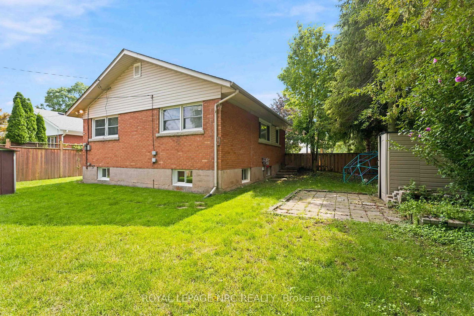 45 Woodcroft Crescent • Welland, ON photo 45