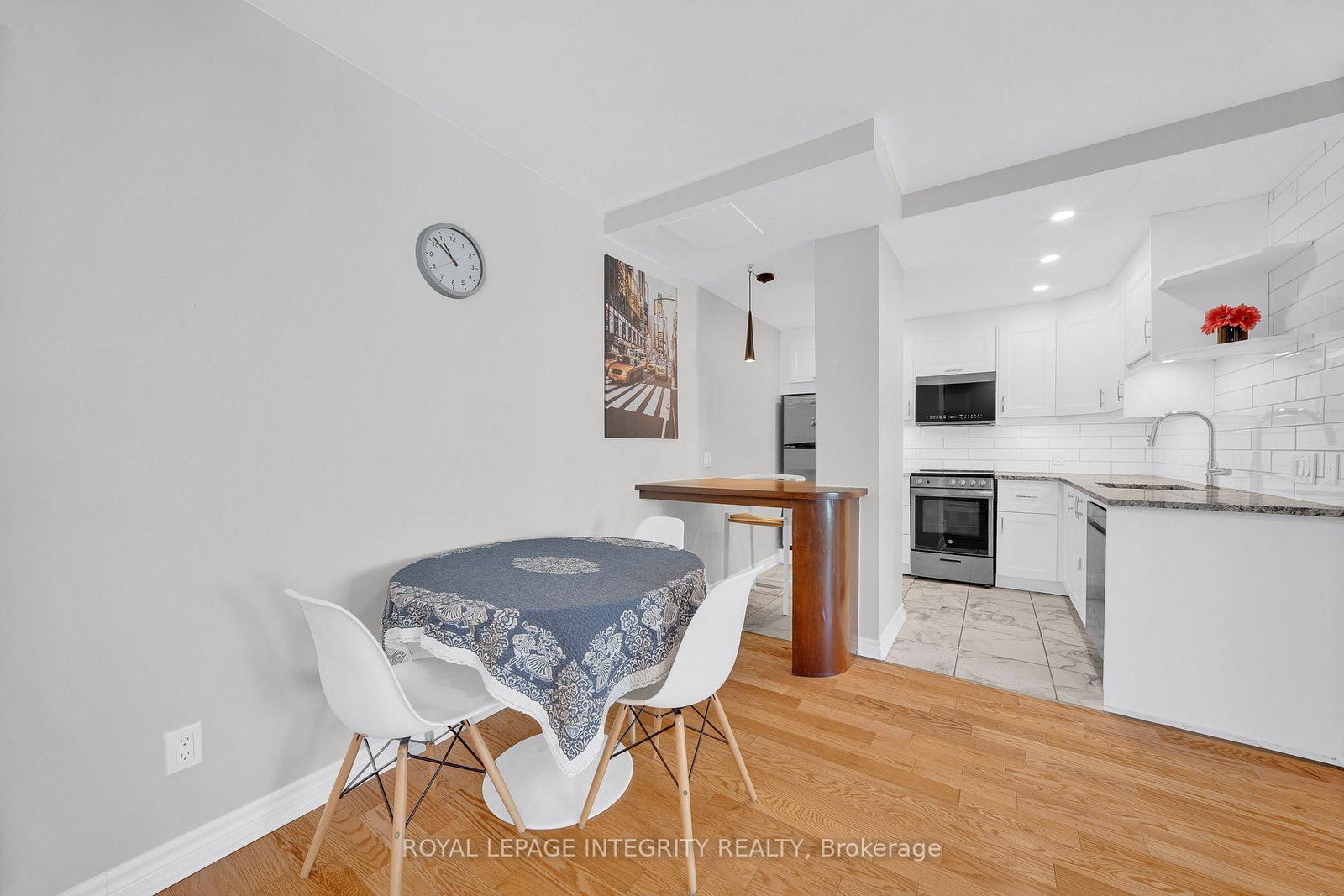 35 Murray Street • #217 • Ottawa, ON photo 12