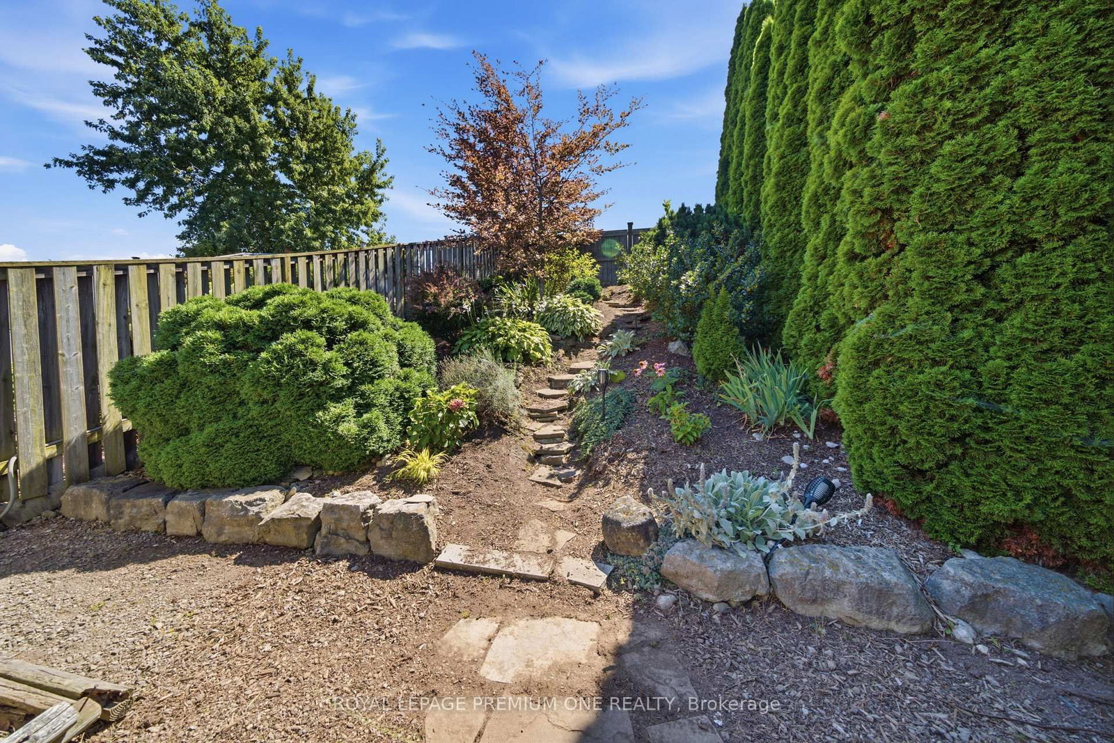 44 Conrad Place • Grimsby, ON photo 30