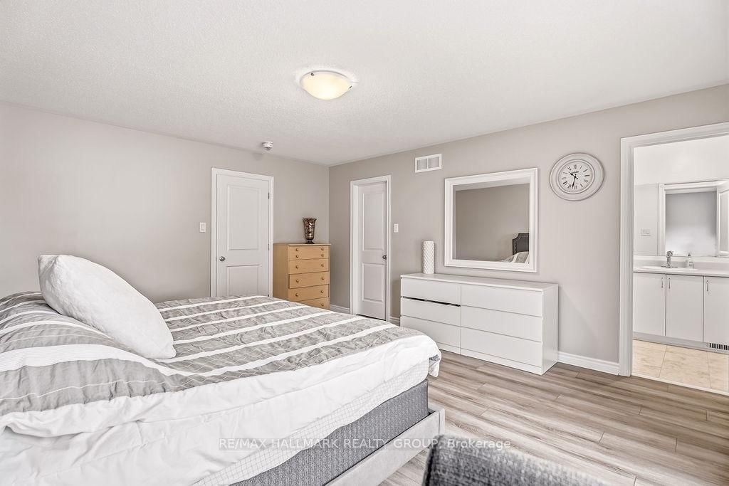 450 Brettonwood Ridge • Ottawa, ON photo 27