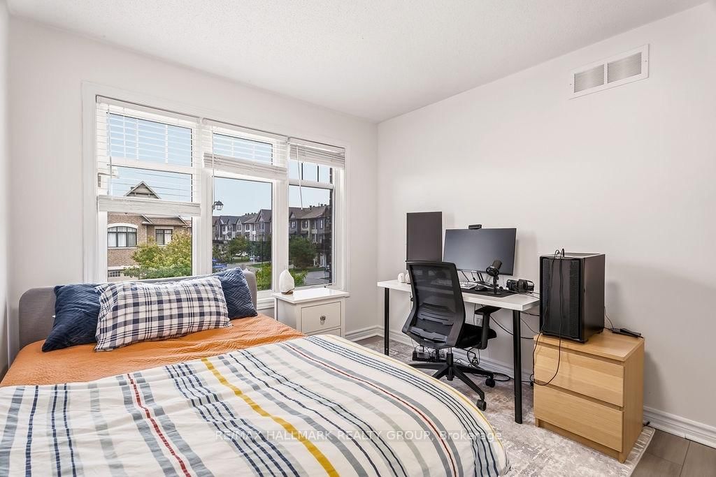 450 Brettonwood Ridge • Ottawa, ON photo 31