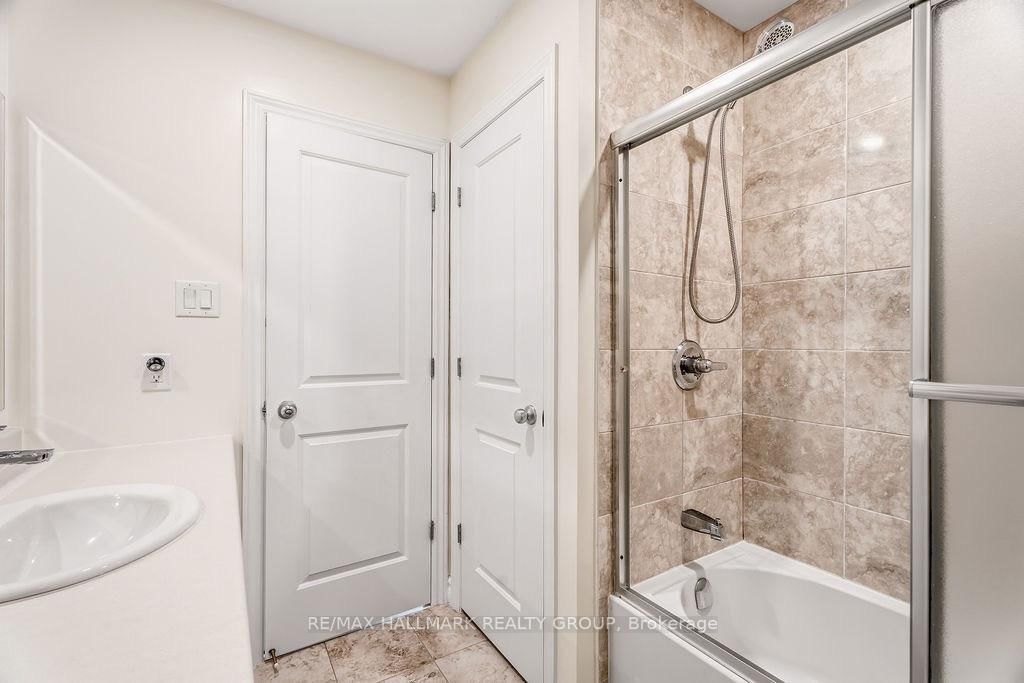 450 Brettonwood Ridge • Ottawa, ON photo 34