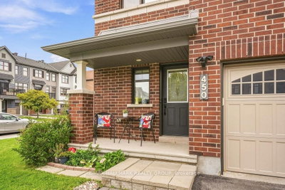 450 Brettonwood Ridge • Ottawa, ON photo 5