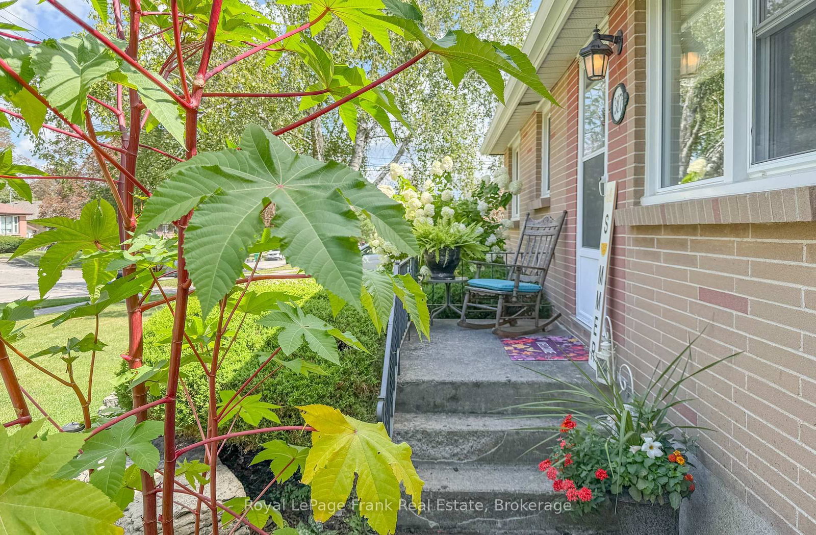 387 Aberdeen Avenue • Peterborough, ON photo 3