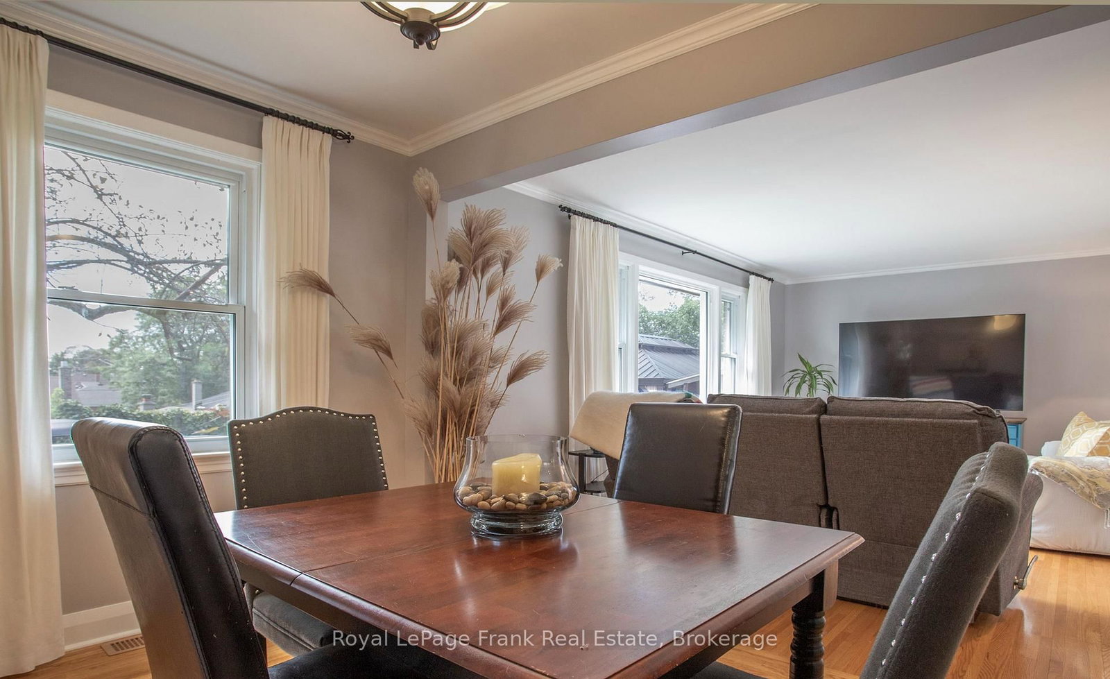 387 Aberdeen Avenue • Peterborough, ON photo 9