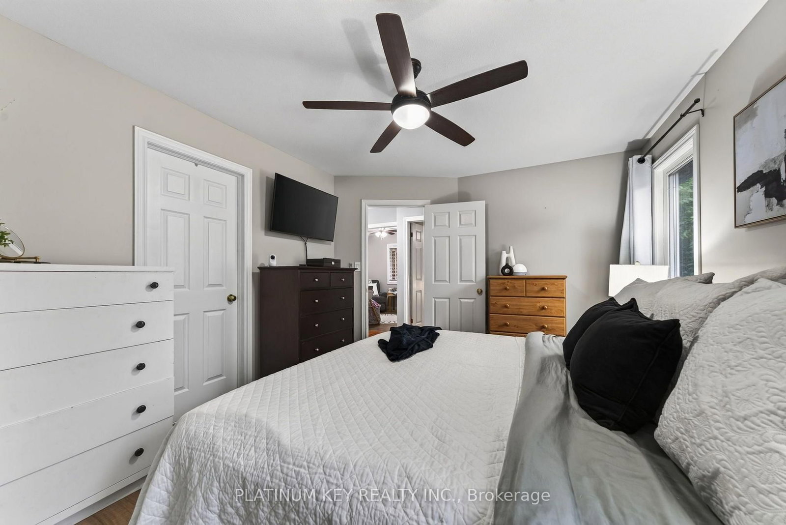 22 Ridge Street • Strathroy-Caradoc, ON photo 13