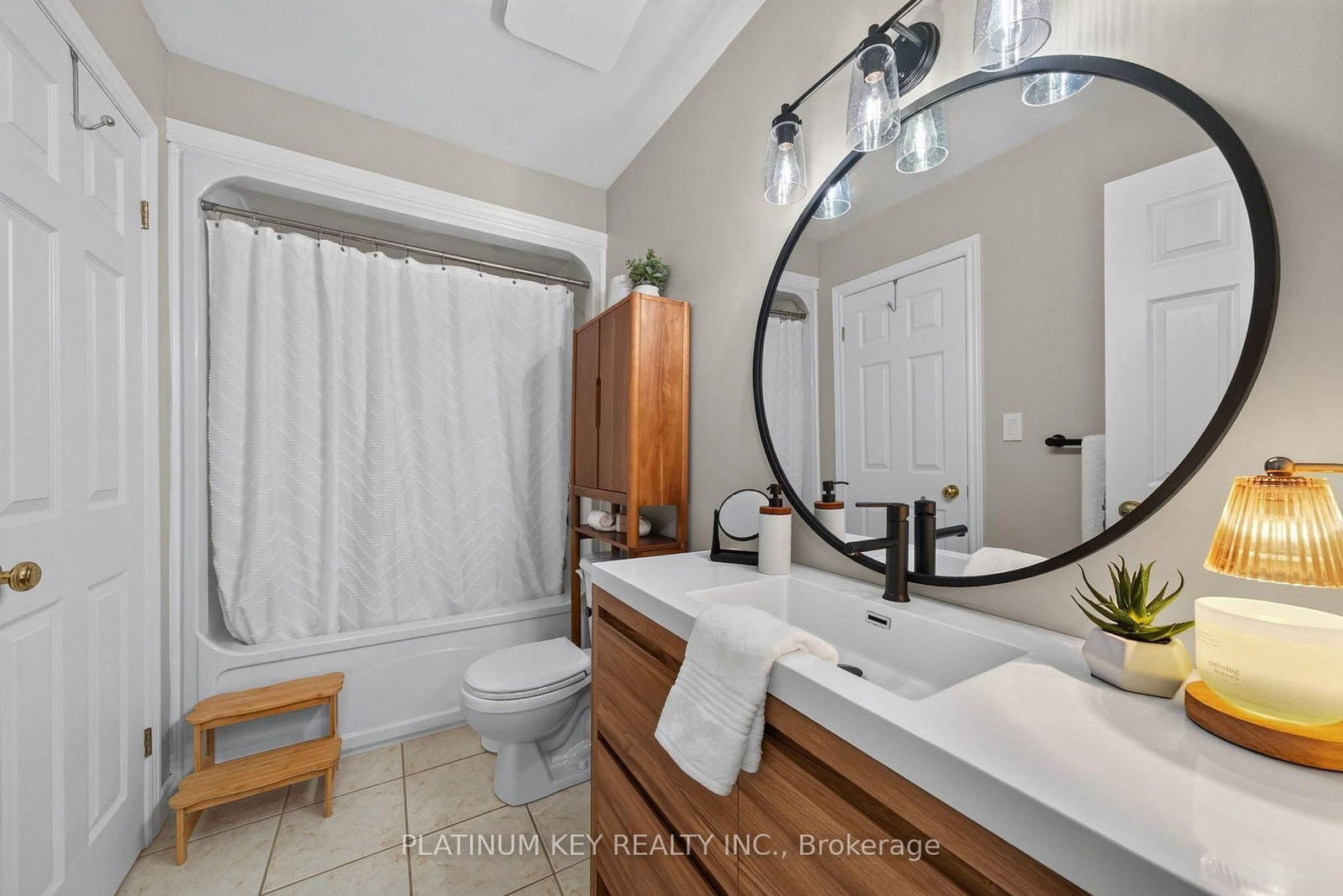 22 Ridge Street • Strathroy-Caradoc, ON photo 19