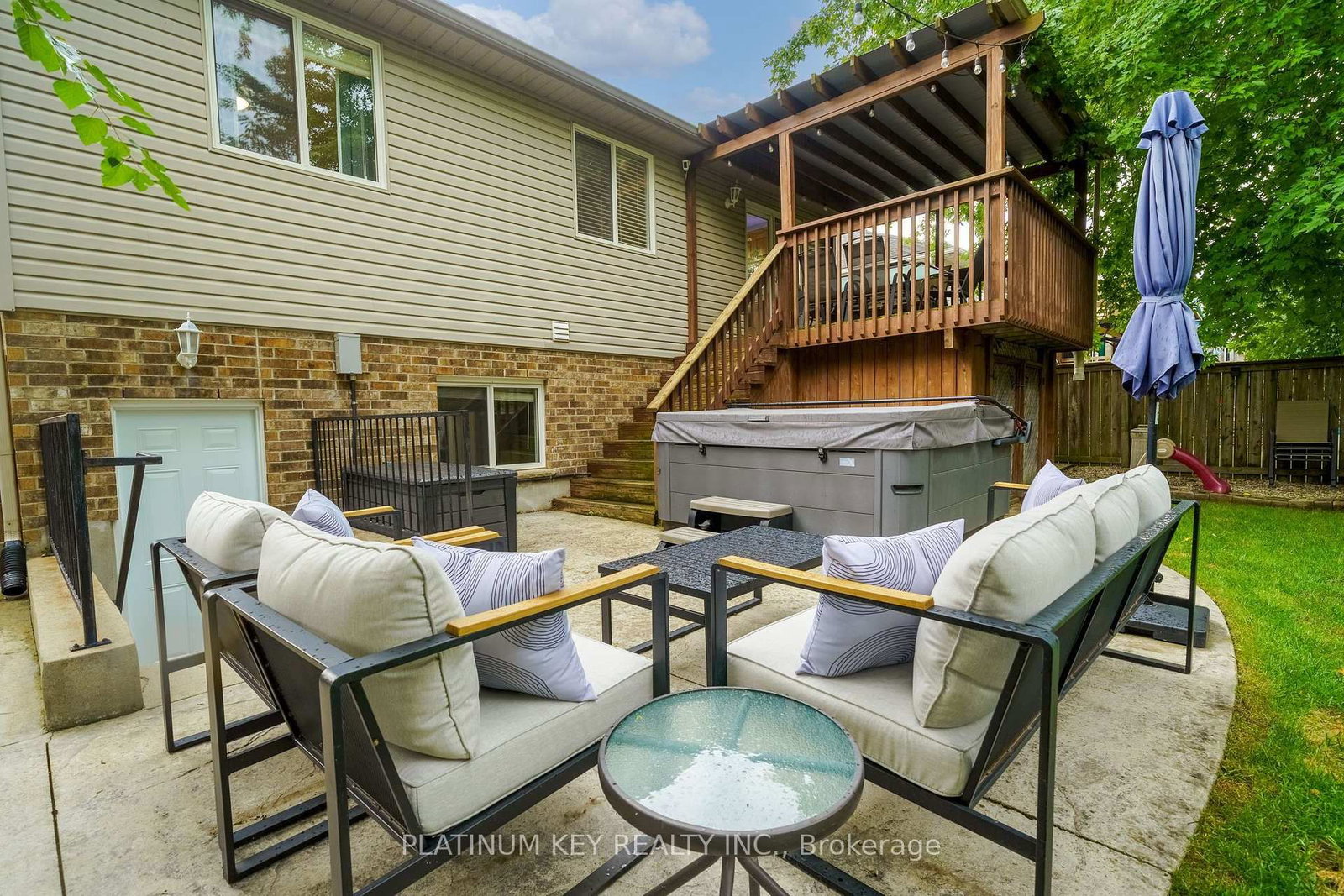 22 Ridge Street • Strathroy-Caradoc, ON photo 32