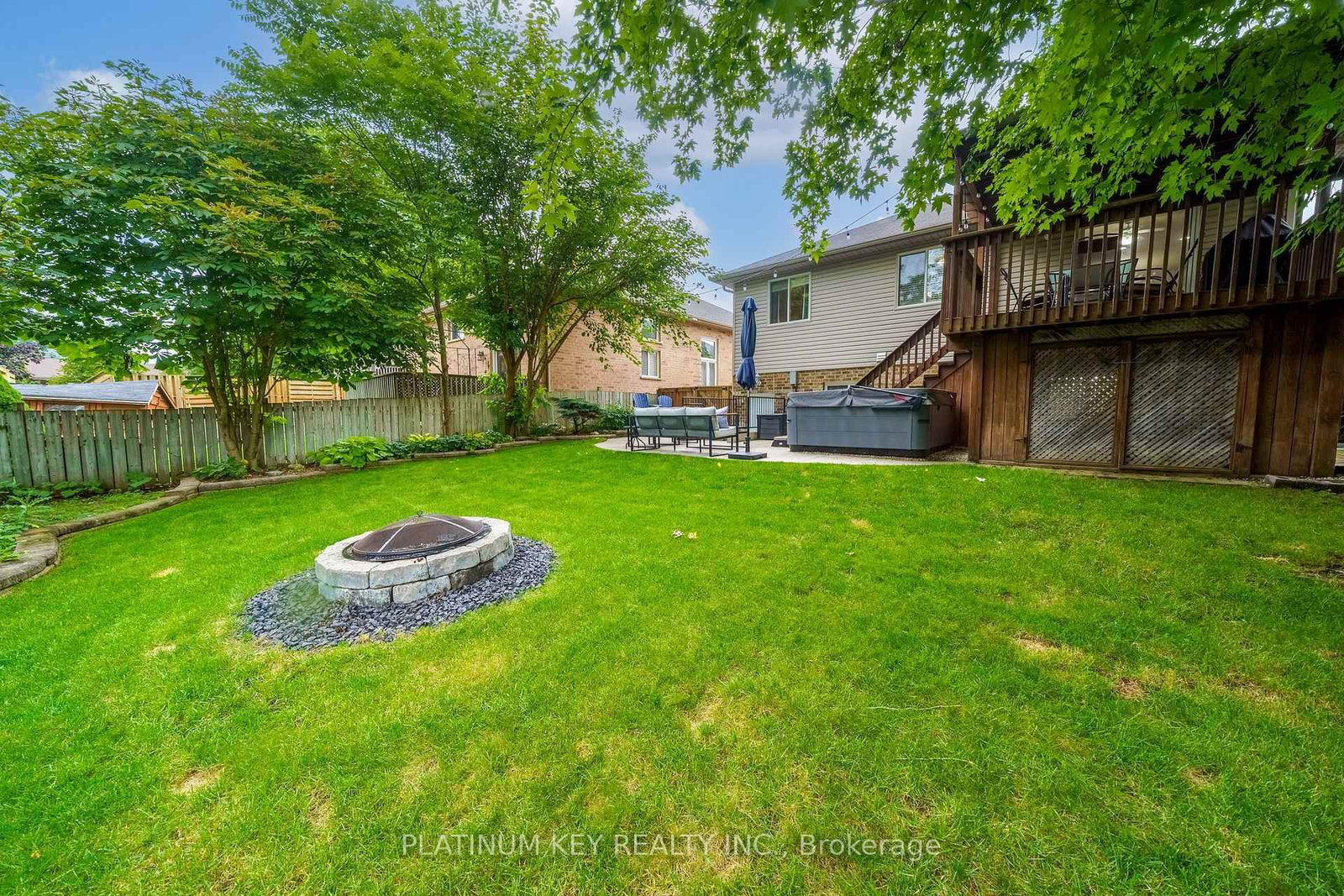 22 Ridge Street • Strathroy-Caradoc, ON photo 38