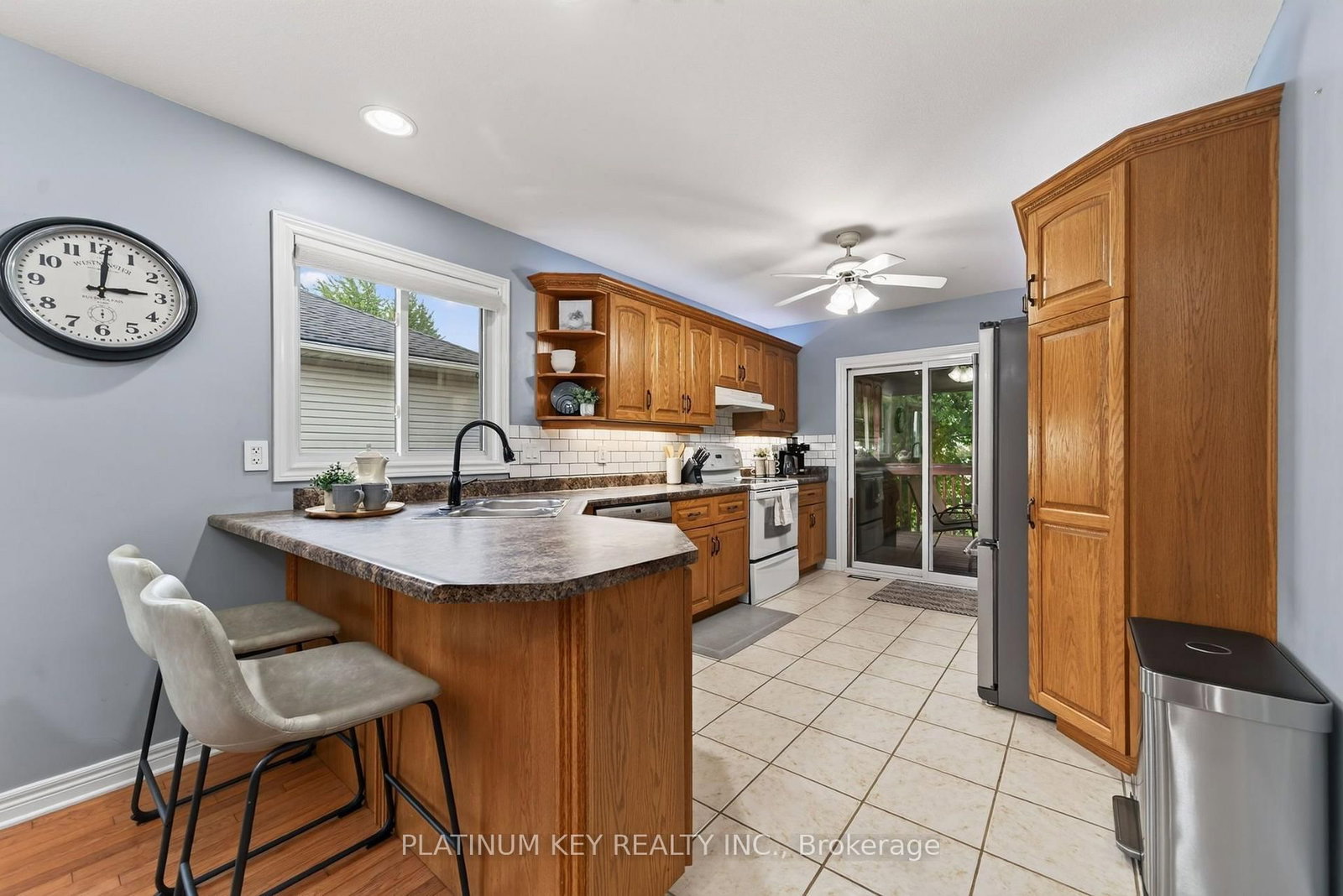 22 Ridge Street • Strathroy-Caradoc, ON photo 9