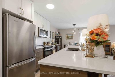 302-20 Hillside Meadow Drive • Quinte West, ON photo 6