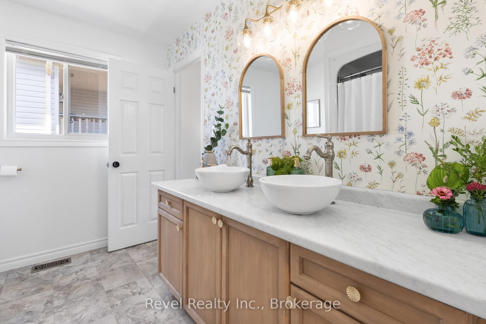 39 Springdale Drive • Kawartha Lakes, ON photo 19