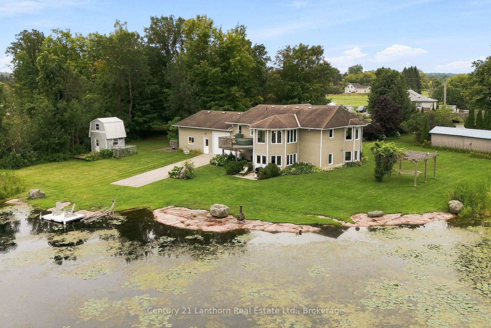 2318 Hutcheson (HWY 15) Drive • Kingston, ON photo 1