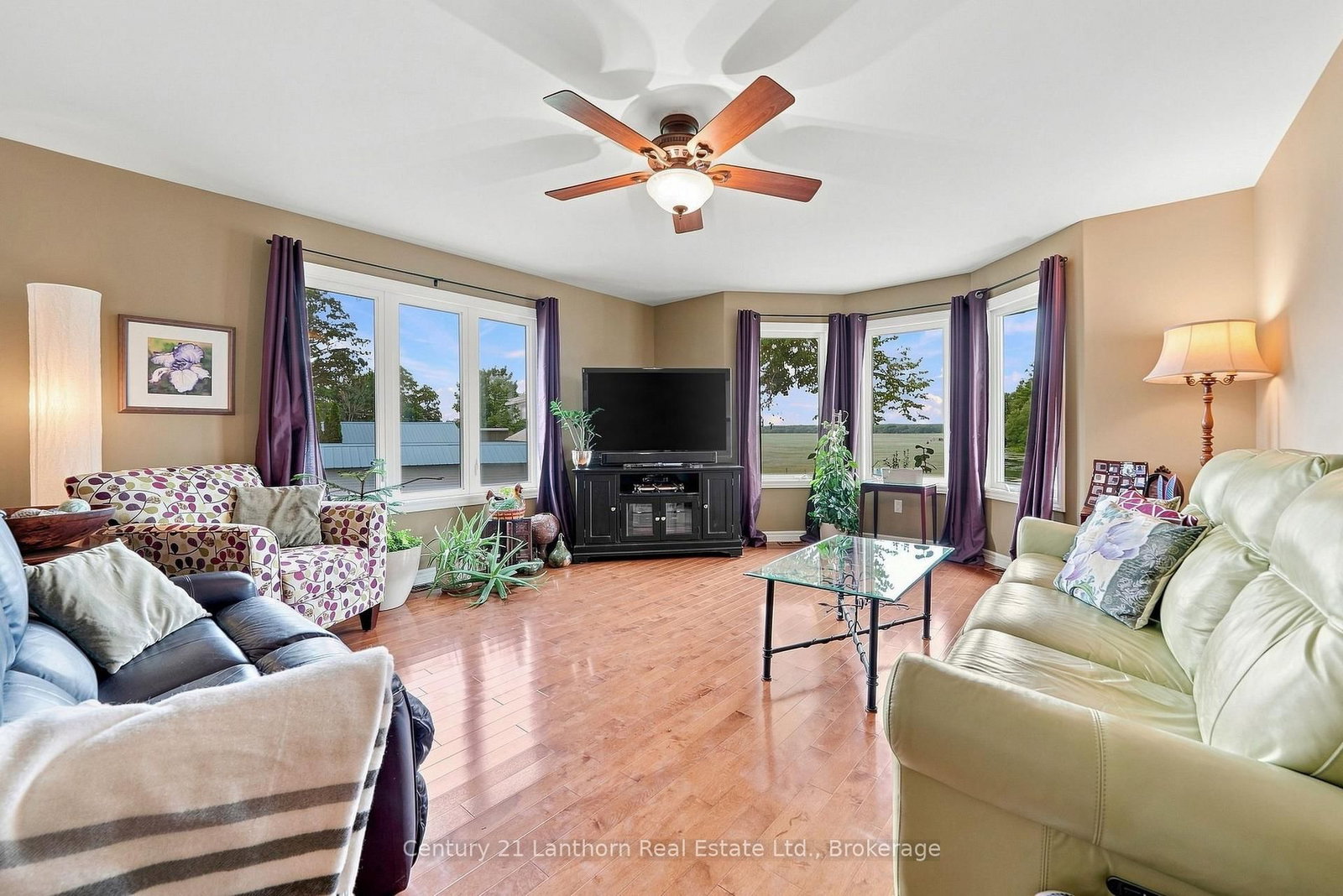 2318 Hutcheson (HWY 15) Drive • Kingston, ON photo 12