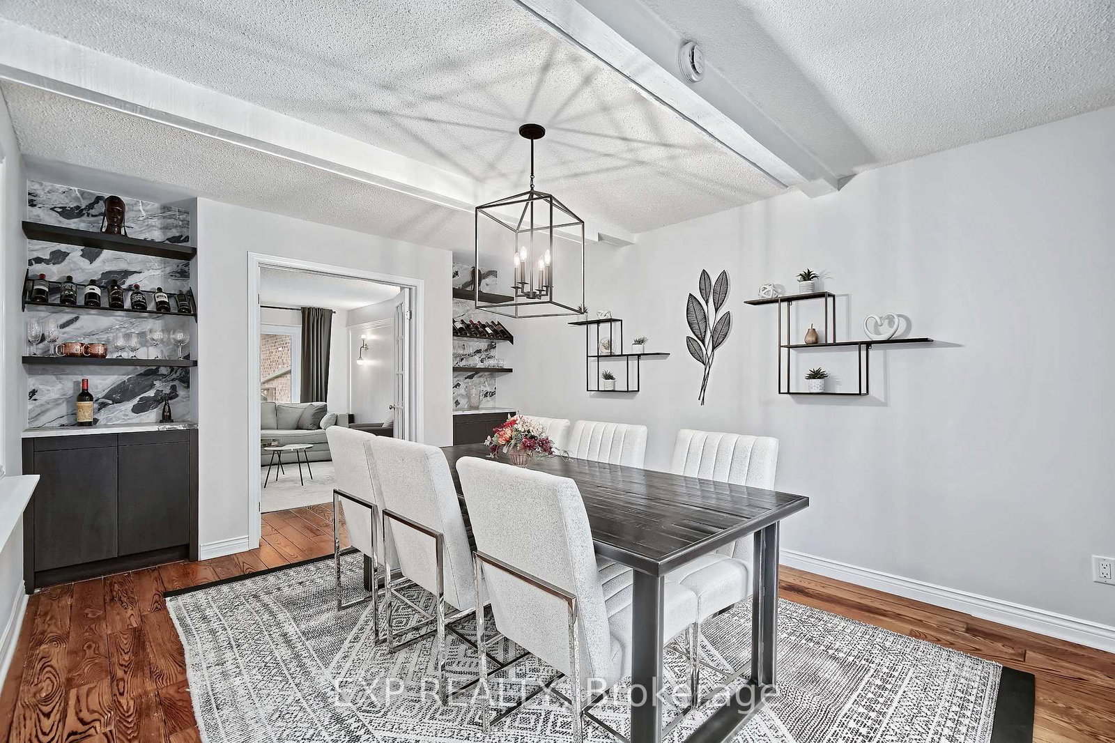1443 Commissioners Road • #29 • London South, ON photo 16