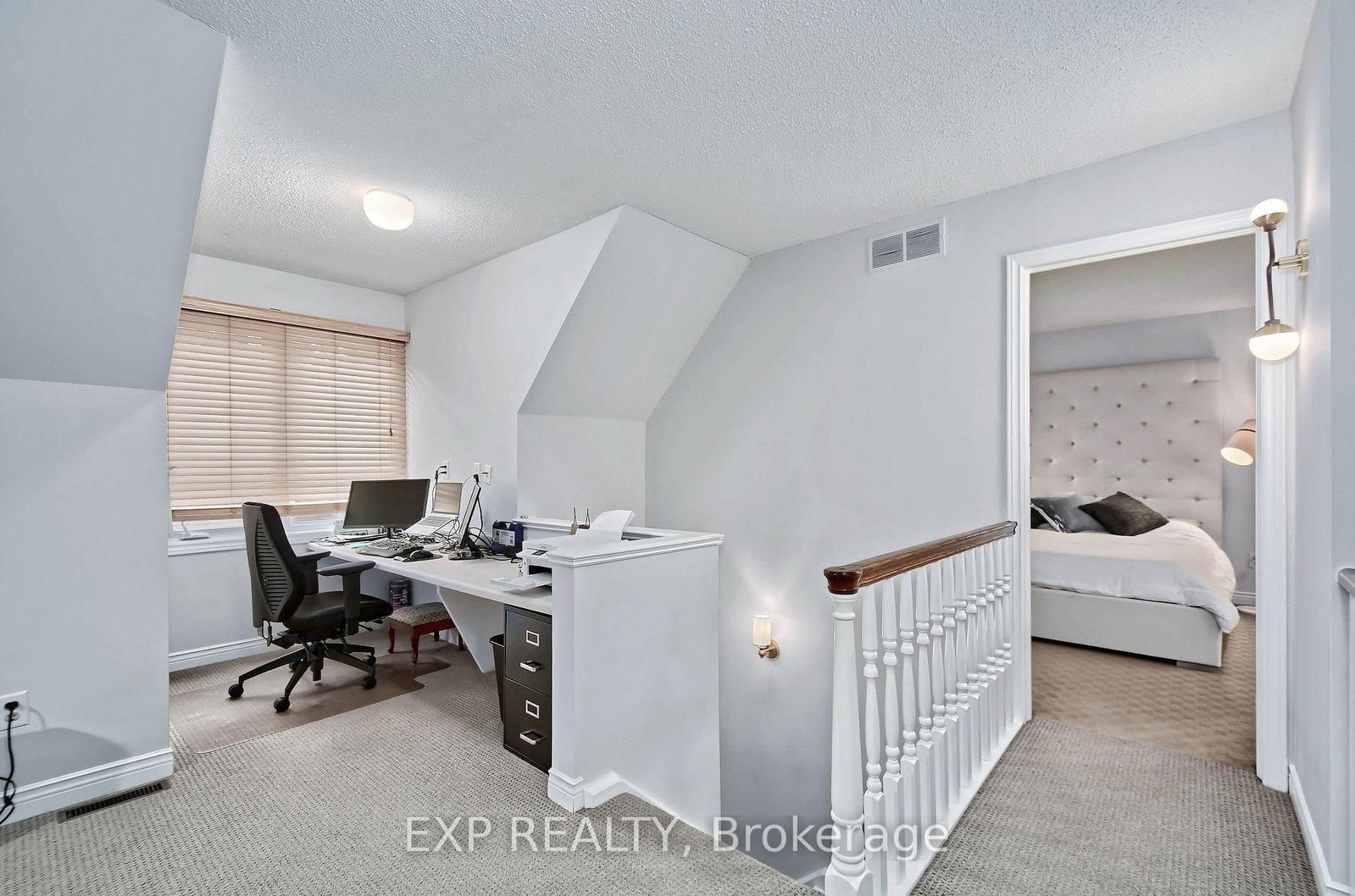 1443 Commissioners Road • #29 • London South, ON photo 33