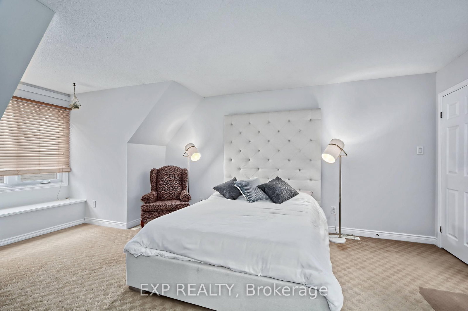 1443 Commissioners Road • #29 • London South, ON photo 42