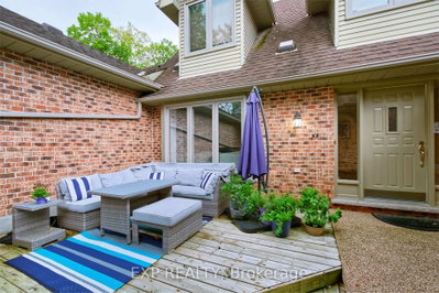 1443 Commissioners Road • #29 • London South, ON photo 5