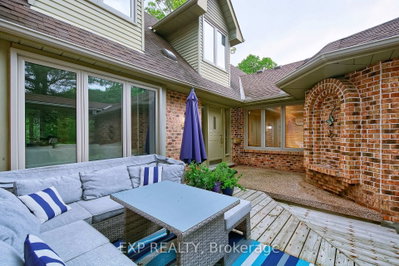 1443 Commissioners Road • #29 • London South, ON photo 8